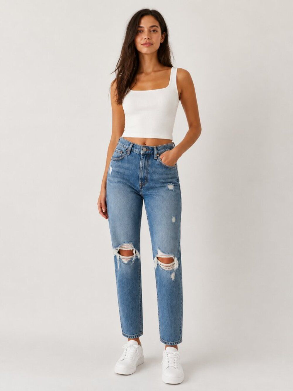 Abercrombie 90s High Rise Mom Jeans Light Wash Distressed Straight Leg Denim